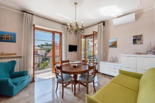 Varazze Appartement | Due passi dal mare tra gli ulivi