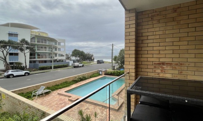 Kings Beach Appartement | Dulkara Unit 3 - A lovely 2 bedroom unit located right on Kings Beach