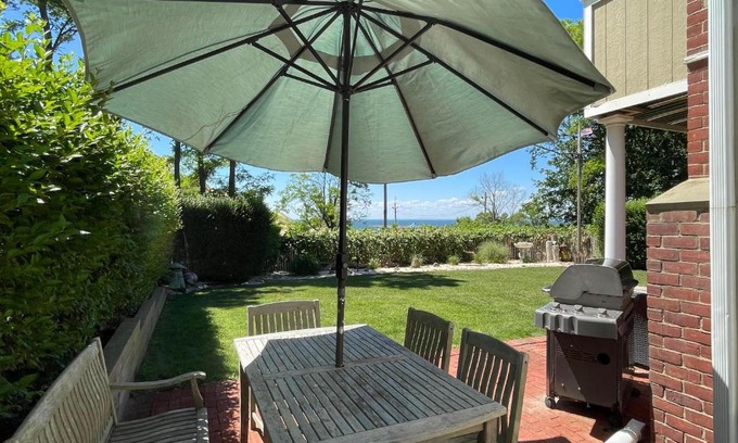 Rocky Point Maison | Dunes Upscale Beach House Near Vineyards, Farm Stands