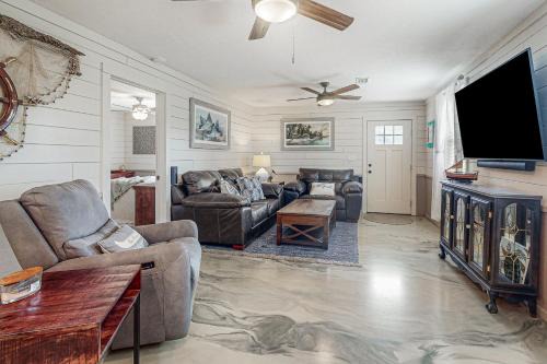 Satsuma Maison | Dunns Creek Villa