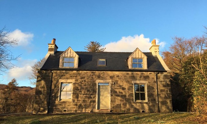 Waternish Maison | Dunvegan Castle Keepers Cottage