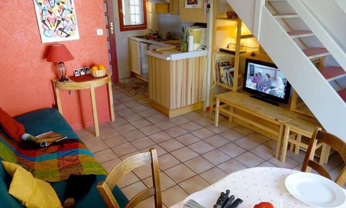 Bagneres-de-Luchon Appartement | Duplex à Luchon, 2 chambres, 4 pers, proche thermes et téléphérique, animaux admis - FR-1-313-190
