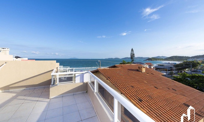 Quatro Ilhas Appartement | Duplex apartment in 4 Ilhas