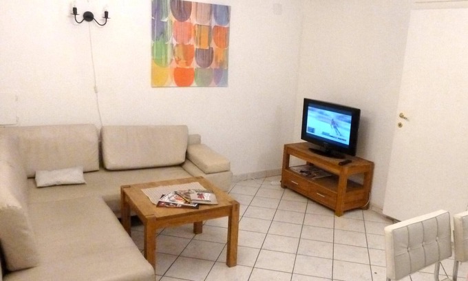 Innere Stadt Appartement | Duplex Apartment in Historic City Center three bedrooms metro