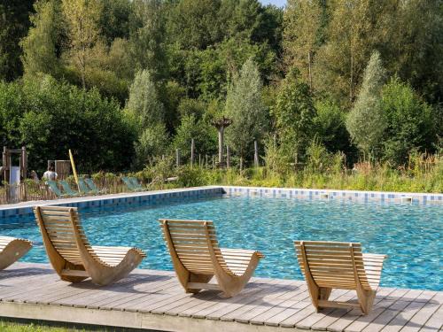 Maubray Maison | Duplex by Fouage Pond with Stunning Views, cleaning included