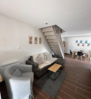 Lunel Appartement | Duplex Cosy en Cœur de Ville