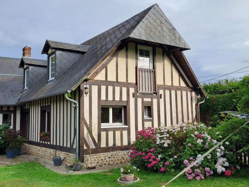 Bernay Appartement | Duplex dans maison normande avec accès au jardin
