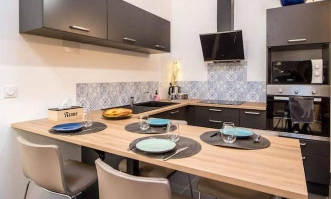 Saint-Marceau Appartement | Duplex de 80m2 dans un village de caractère