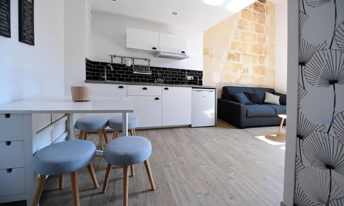Bordeaux Sud Appartement | ★ DUPLEX ★ DESIGN ★ PARKING (optional) ★ SWEETHOMEBORDEAUX