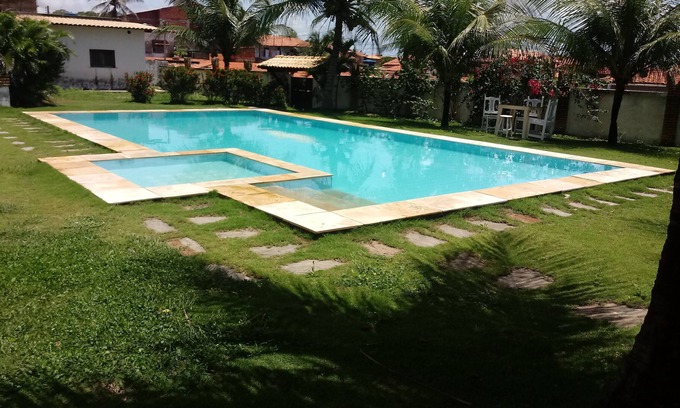 Prainha Maison | DUPLEX HOME BIEN CONFORTABLE. 03 BELLES SUITES SUR LA PISCINE VUE MER