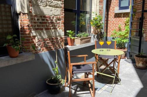 University District Appartement | Duplex in historical centre with private courtyard