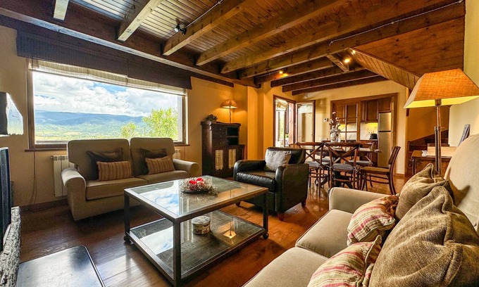Puigcerda Appartement | Duplex Moixeró: Mountain Escape