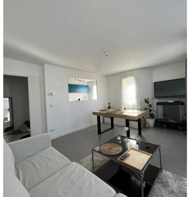 Villiers-sur-Marne Appartement | Duplex spacieux-30 min de Paris-15 min Disneyland