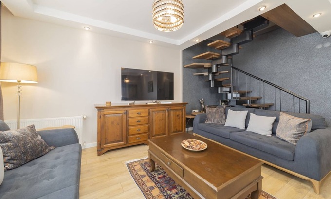 Liman Mahallesi Appartement | Duplex with Balcony 5 min to Konyaalti Beach