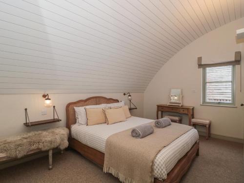 Lechlade Maison | Dutch 1