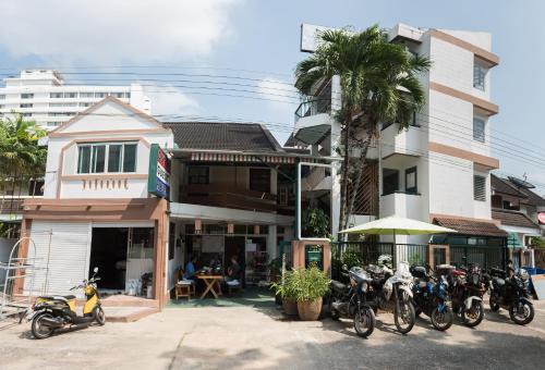 Chang Khlan Maison | Dutch Guest House