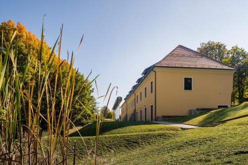Slovenske Konjice Hôtel | Dvorec Trebnik - SOBE