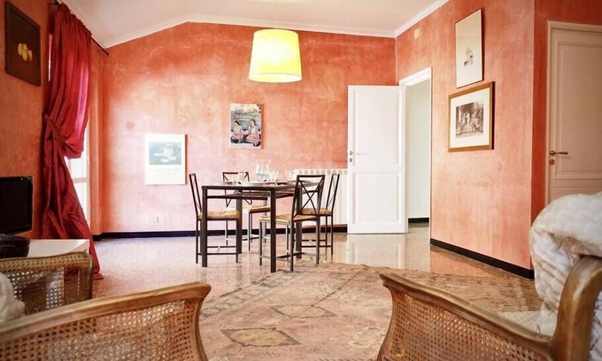 Genoa Historical Centre Appartement | DWELLING PIKES (AQUARIUM) GENOVABNB.IT