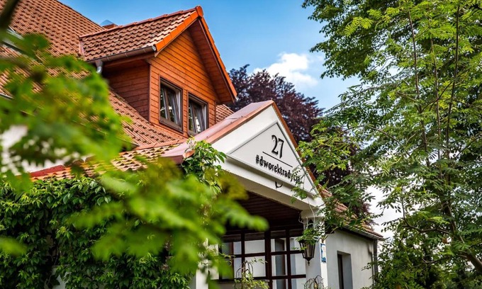 Łobez Maison | Dworek Tradycja