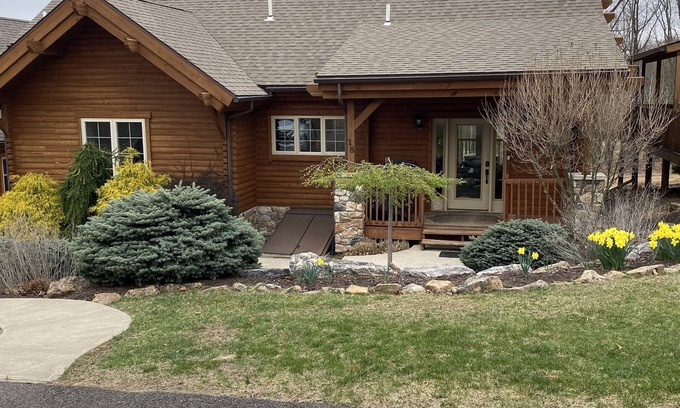 Sybertsville Cabine | Eagle Rock Cabin-Ski-in/Ski-out