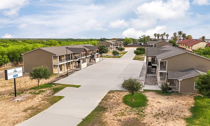 Carrizo Springs Appartement | Eagle's Den Suites Carrizo Springs a Travelodge by Wyndham