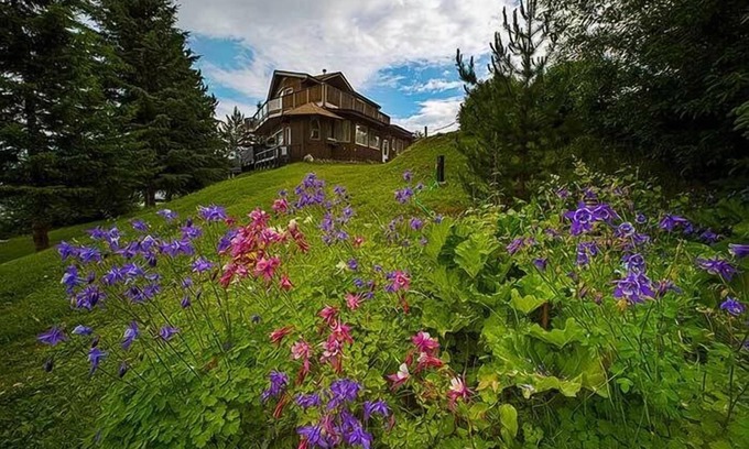 Anahim Lake Cabine | Eagle's Nest Resort