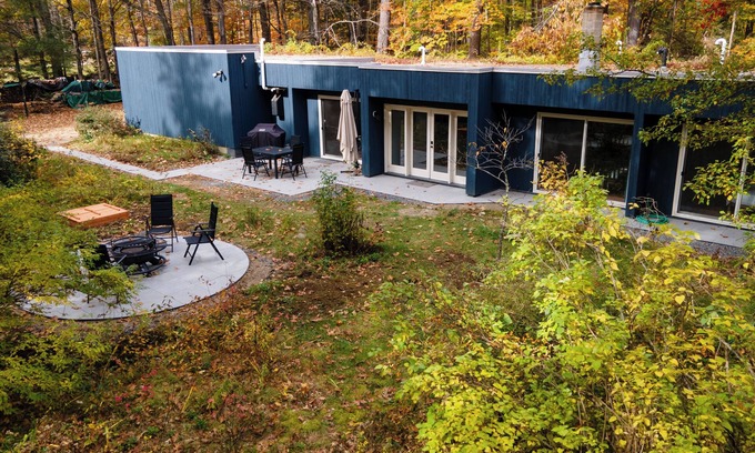 Temple Maison | earthship forest exile