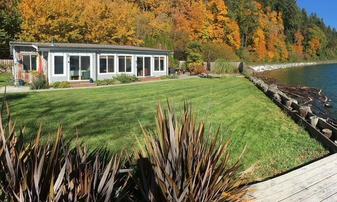 Vashon Island Cottage | Cottage en bord de mer facilement accessible avec 100 pieds de plage magnifique et accessible