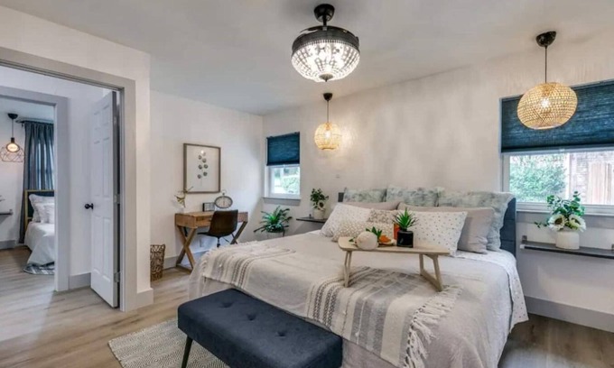 White Rock Hills Maison | East Dallas 3 Bedroom Home With Stunning Backyard Oasis