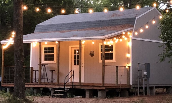 Palestine Cabine | East TX Cozy Cabin w/ gated access
