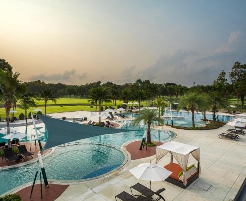 Racha Thewa Station Balnéaire | Eastin Thana City Golf Resort Bangkok