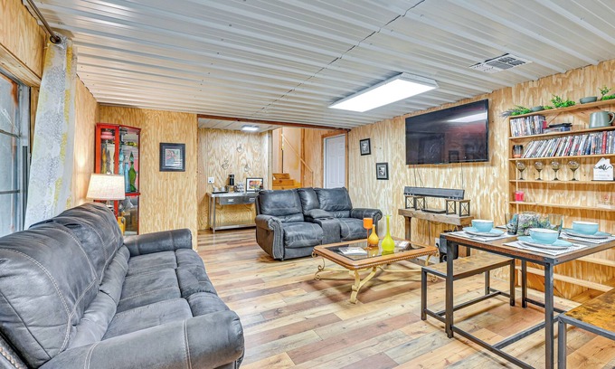 Texarkana Appartement | Easy I-30 Access: Cozy Texarkana Apt w/Essentials