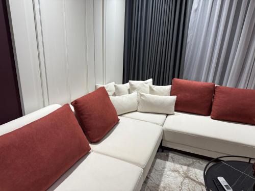 Tirana Appartement | EB Lake View Apt
