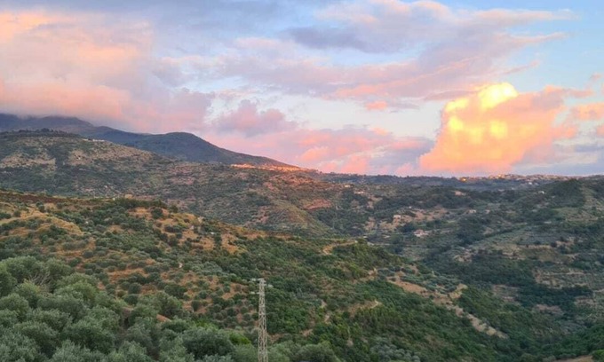 Montecorice Appartement | Ebikes, Fast Wi-Fi, Panorama, AC, and sea nearby