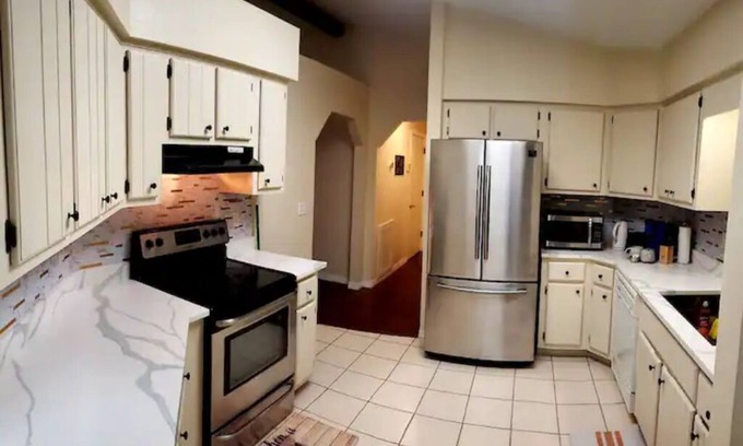 Candler Maison | Eclectic Ranch Style Home - Sleeps 12