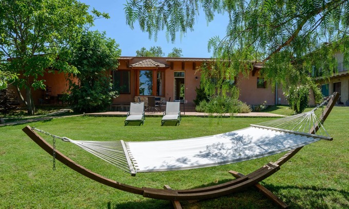 Llado Cottage | Charmant eco-gîte, cosy, calme, à la campagne pr Costa Brava. Piscine, Vue
