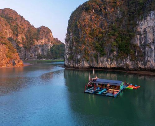 Cat Hai Maison | Eco Floating Farm Stay Cai Beo