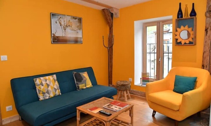 Albertville Appartement | Appt écolo dans bâtisse du XVè, coeur de Conflans