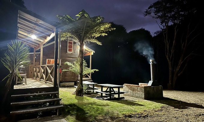 Colville Cabine | Eco Friendly Bush Cabin on a Scenic Rural Farm. Bush Cabin 1