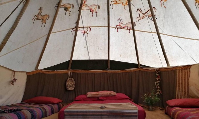 Totnes Cabine | Eco Project Tipi at Permaculture Land