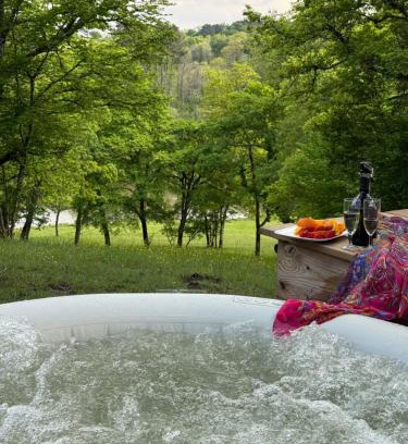 Cazats Cabine | EcoLodge Libellule romantique pour amoureux