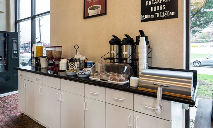 Clinton Hôtel | Econo Lodge Andrews Air Force Base