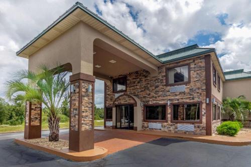 Byron Cabine | Econo Lodge Byron - Warner Robins