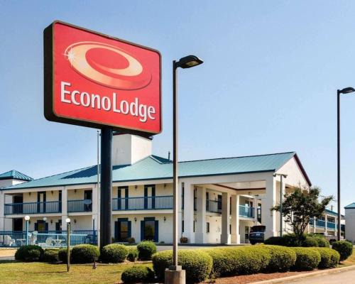 Canton Cabine | Econo Lodge Canton I-55