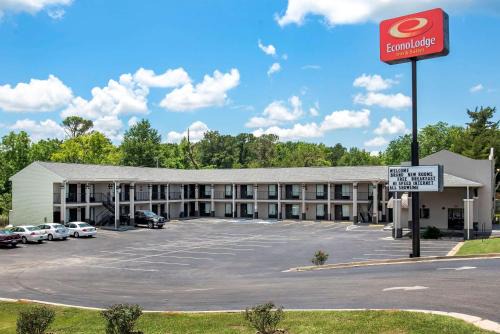 Evergreen Hôtel | Econo Lodge Inn & Suites