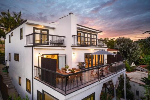 Los Feliz Maison | Edendale by AvantStay Urban Hilltop Oasis w Amazing Views in 3 of Los Feliz