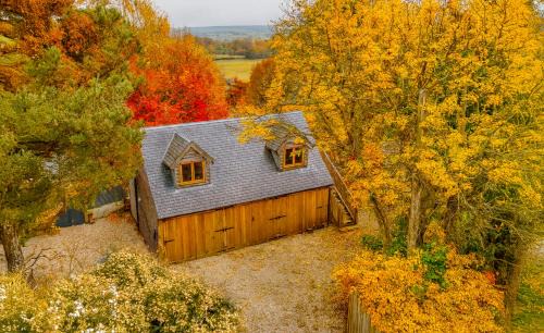 Blackburn Maison | Edinburgh's Autumn Chalet