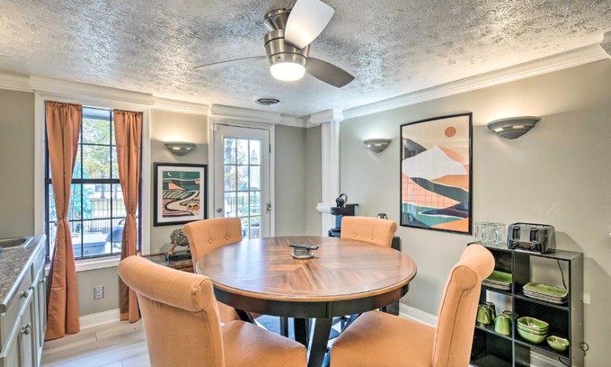 Greenville Appartement | Efficiency Apt Shared Conference Room, Patio