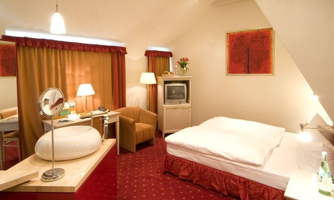 Tuebingen Appartement | Einzelzimmer, 16qm, mit Dusche und WC