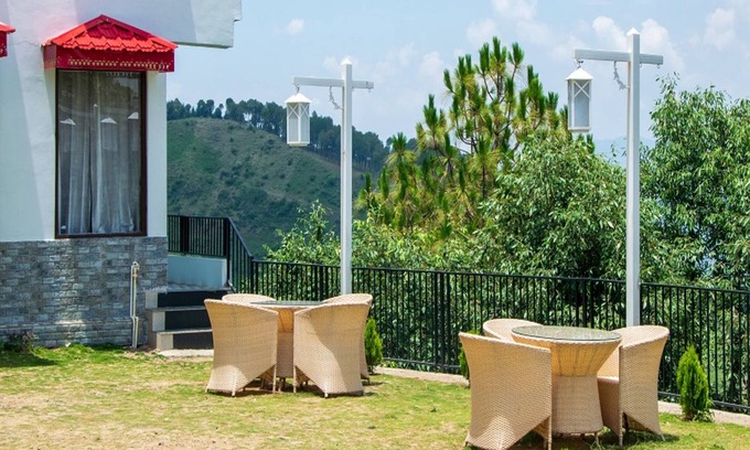 Arki Maison | Ekaant Cafe and Guest House